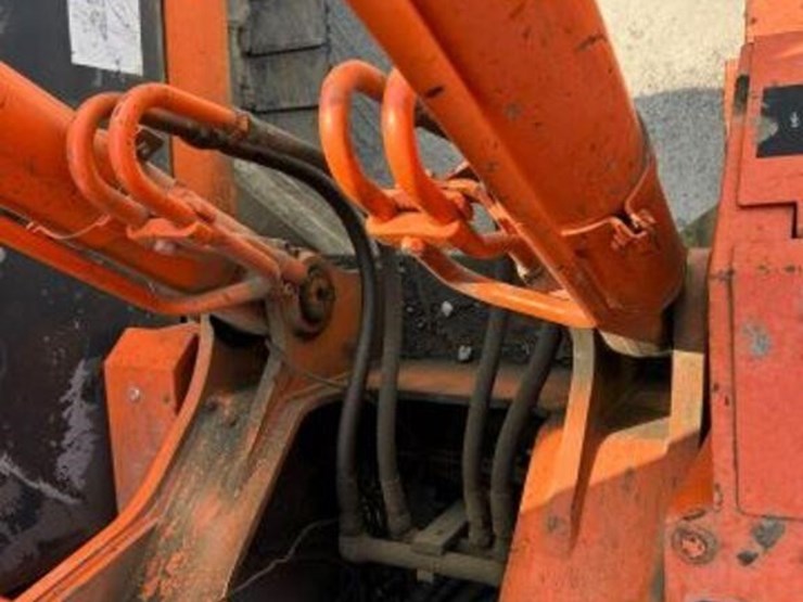 2007-hitachi-zx225us-lc-image-44