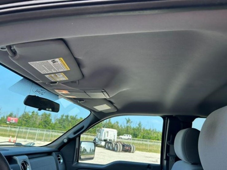 2014-ford-f150-xlt-image-18