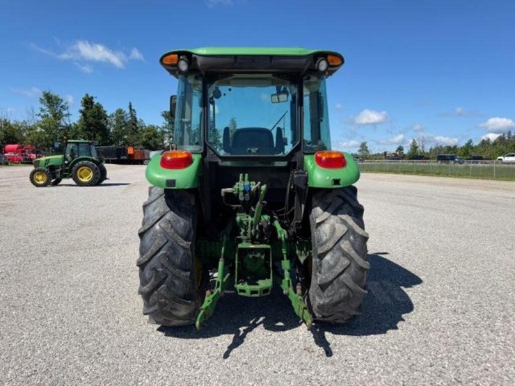 2015-john-deere-5085e-image-4