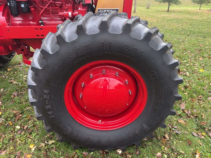 1970-1456-farmall-row-crop-mfwa-golden-demonstrator-image-91