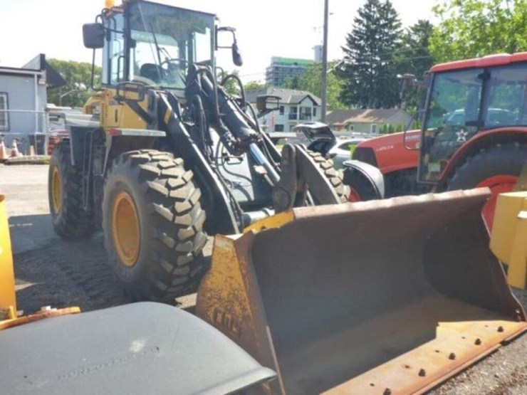 2006-komatsu-wa250pt-5l-image-3