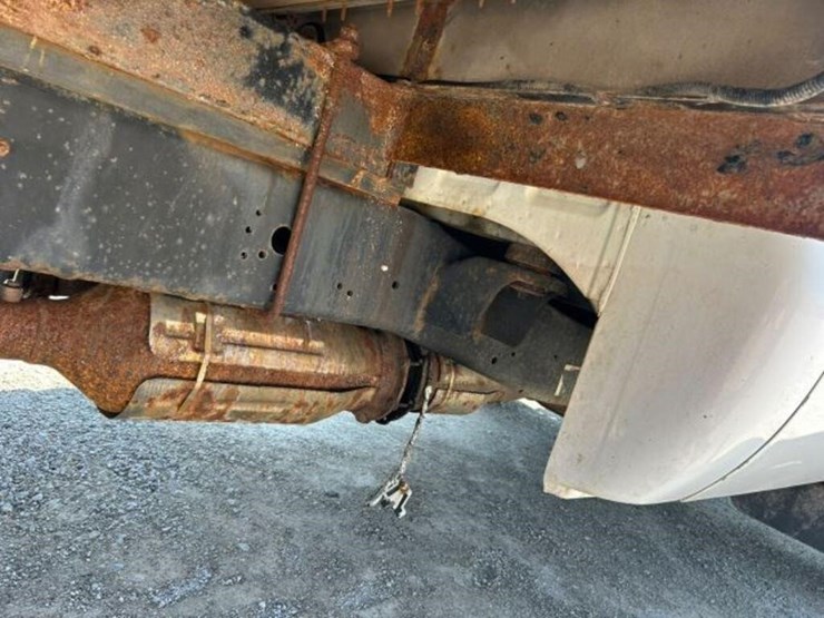 2009-ford-f550-image-58