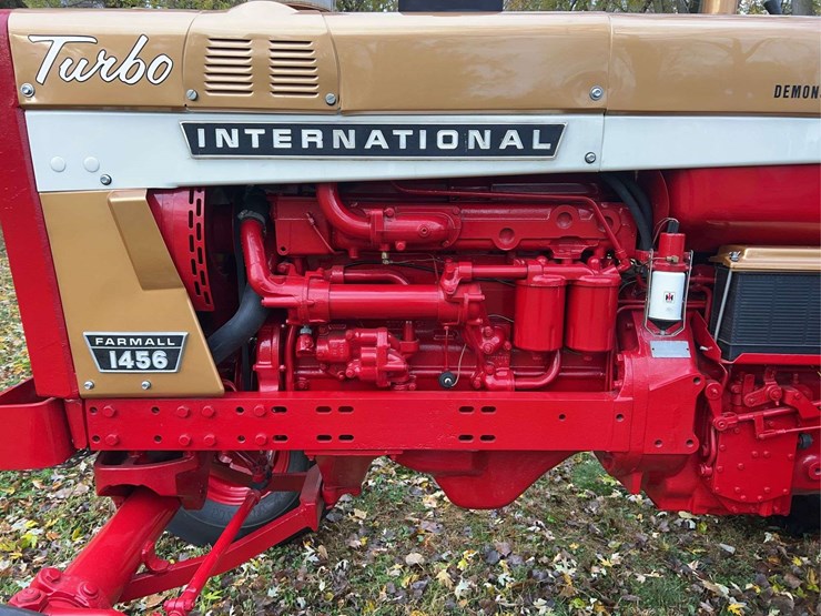 1970-1456-farmall-row-crop-golden-demonstrator-image-72