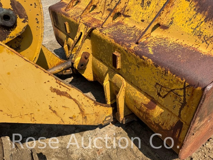 caterpillar-953-image-7