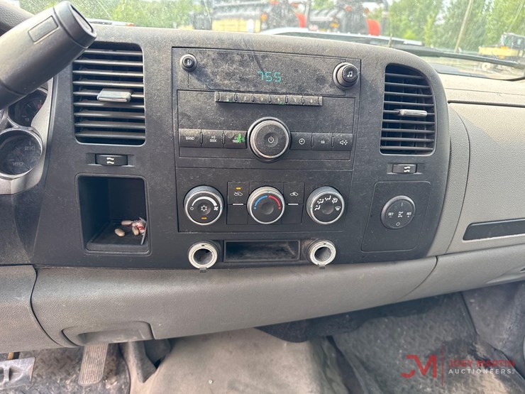 2007-chevrolet-3500-image-34