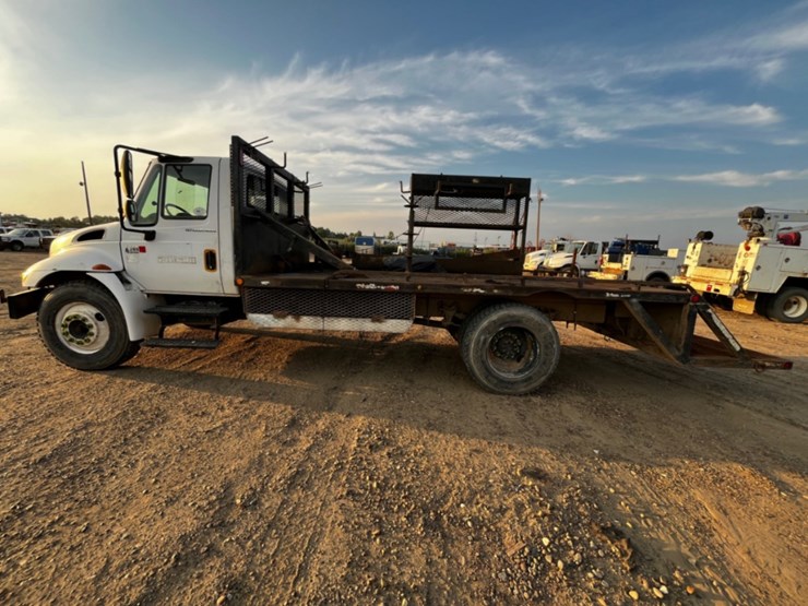 2007-international-durastar-4300-image-8