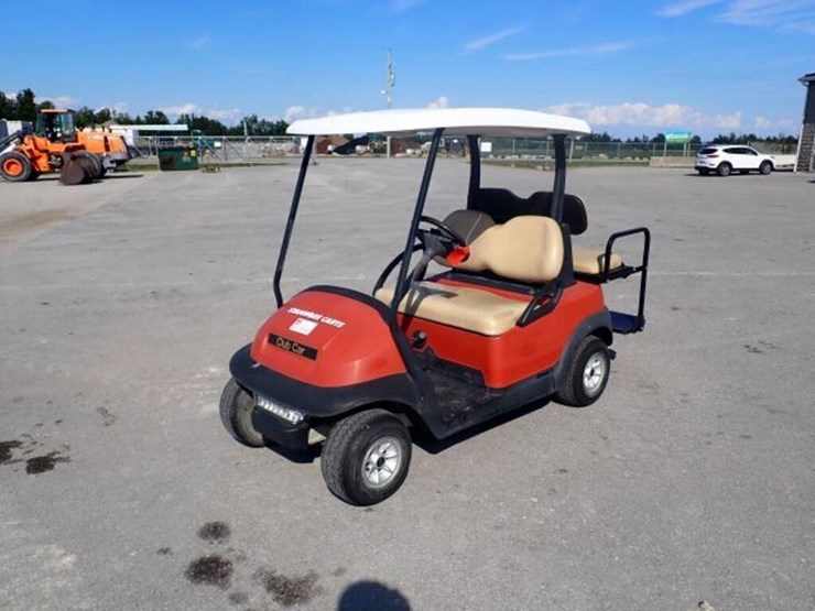 2011-club-car-precedent-4-passanger-gas-golf-cart-image-1
