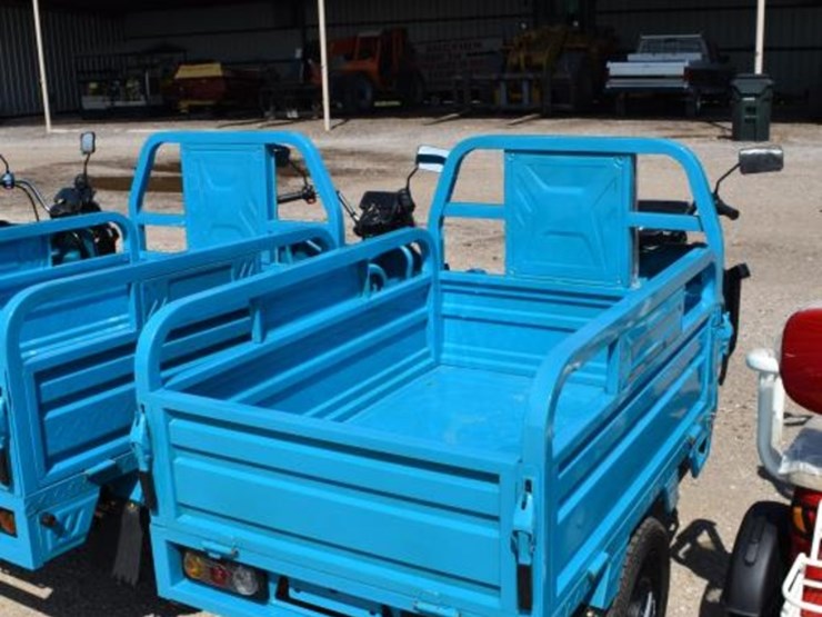 3-wheel-electric-cart-(serial-#-kr2026429amam2935)-(k)-image-4