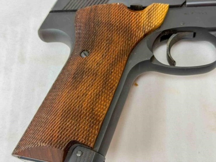 high-standard-sport-king-m,-9259-22lr-pistol-image-9