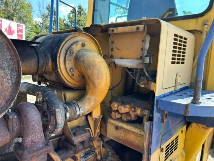 1989-komatsu-wa320-1-image-37
