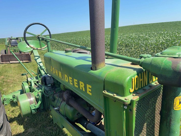 john-deere-b-image-10