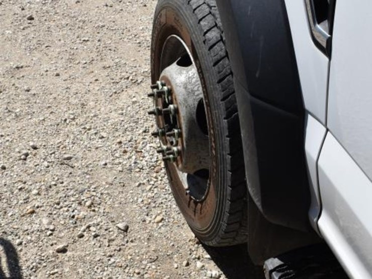 2018-ford-f550-image-21