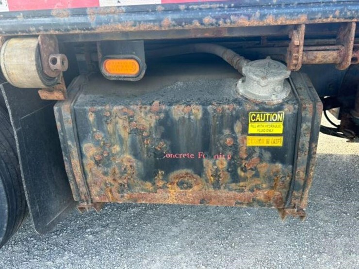 2001-kenworth-t800-image-61