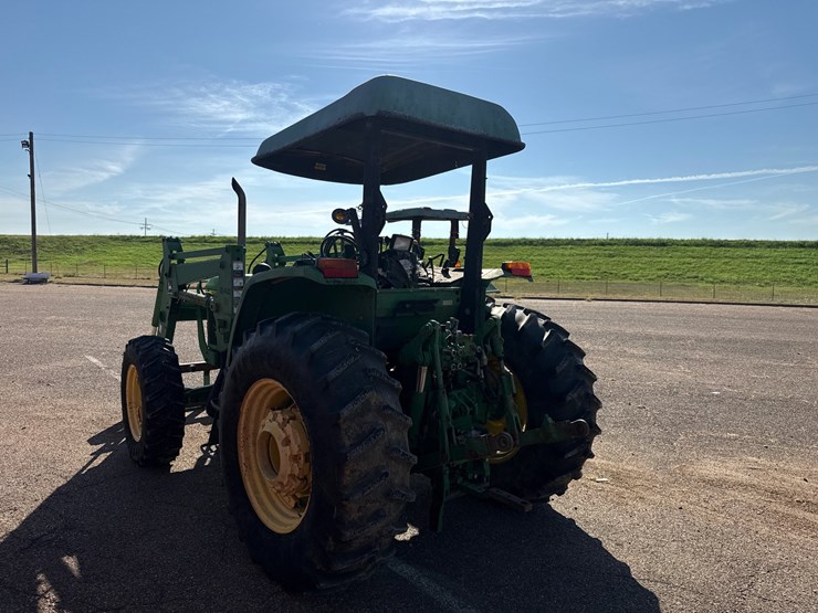 john-deere-6110-image-6