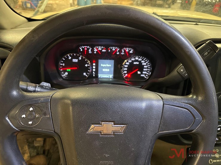 2018-chevrolet-silverado-3500-image-39