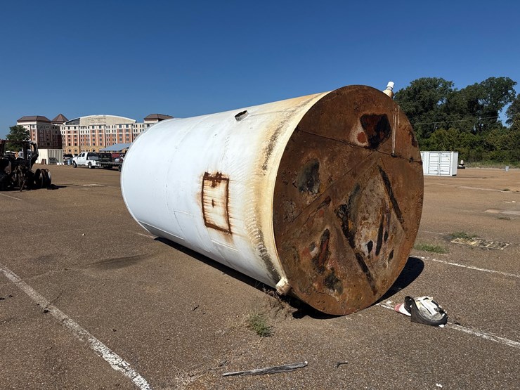 #9658-•-metal-water-tank-image-3