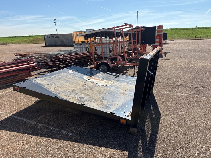 #9650-•-flat-bed-truck-bed-image-2