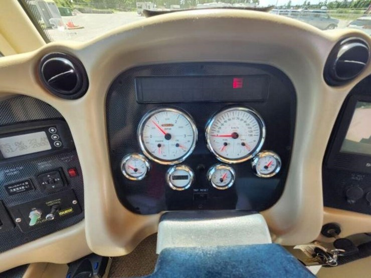 2006-allegro-bus-class-a-motorhome-400abus0d6j0072-image-16