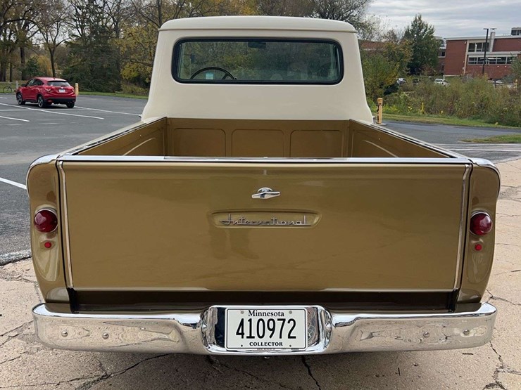 1957-international-a100-image-7