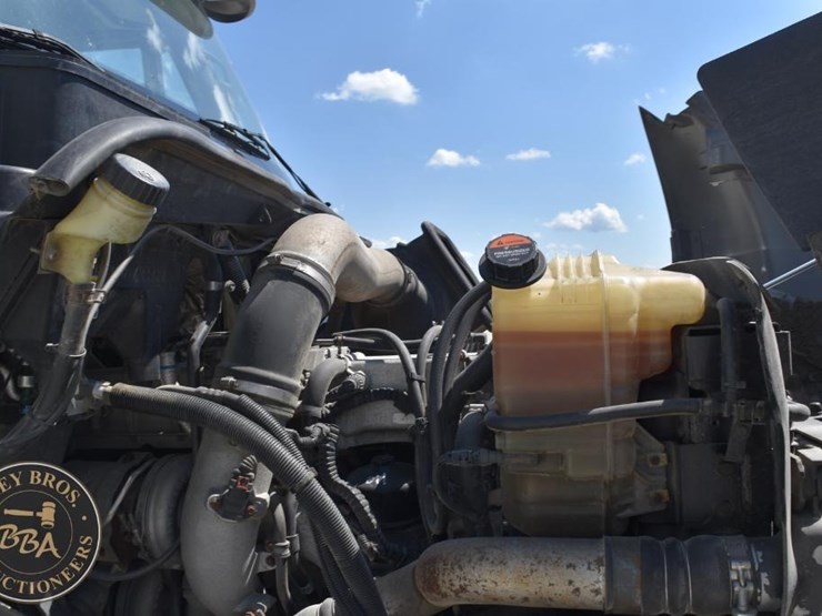 2013-international-transtar-8600-image-34