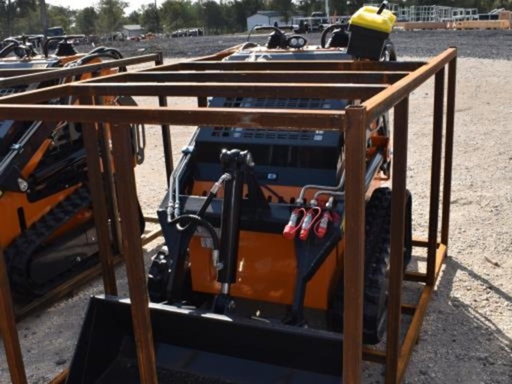 lhr-ht380-q1-mini-skid-steer-(serial-#-not-found)-(k)-image-1