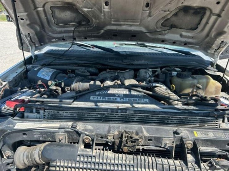 2009-ford-f550-image-25