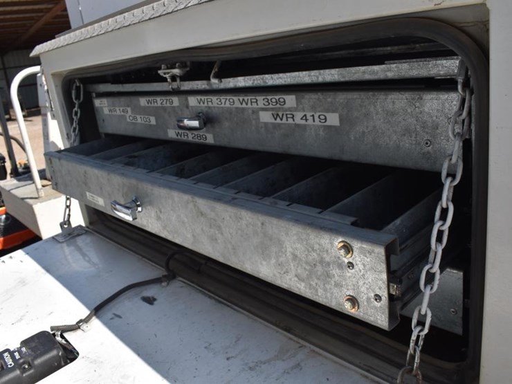 2019-ford-f550-image-10