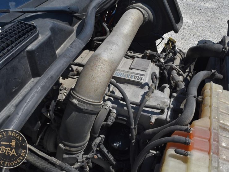 2013-international-transtar-8600-image-38