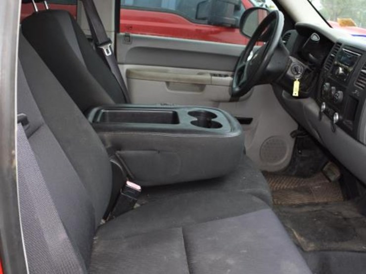 2012-chevrolet-1500-image-14