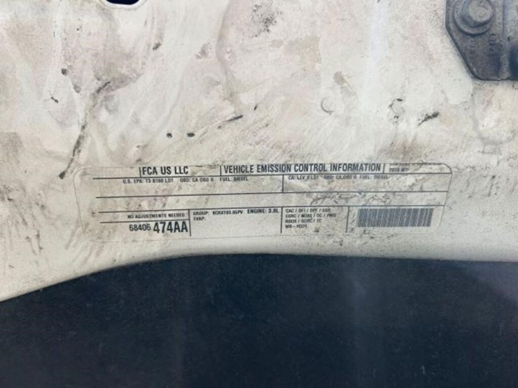 2019-ram-1500-slt-image-30