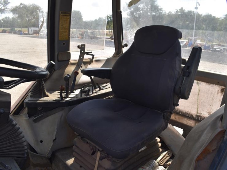 case-ih-5140-image-9