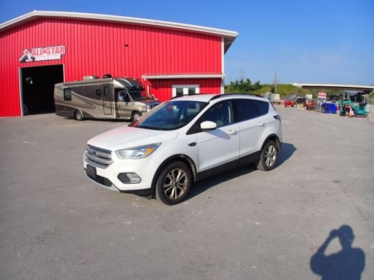 2018-ford-escape-image-1