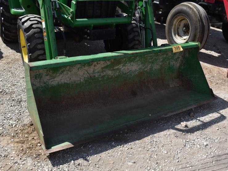 john-deere-3032e-image-12
