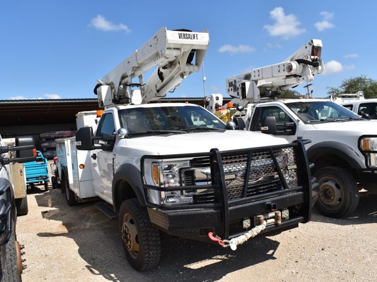 2017-ford-f550-image-2