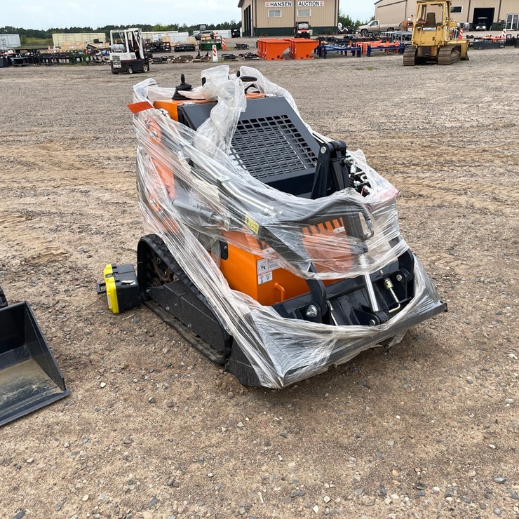 #1023 • 2026 Unused Land Honor Mini Skid Steer Loader