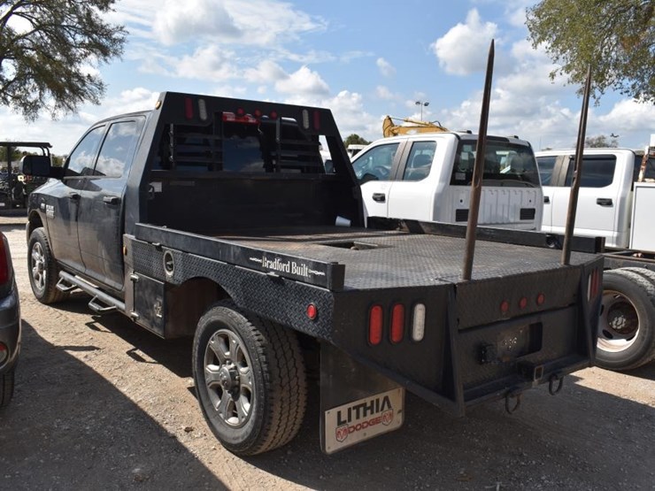 2017-dodge-pickup-w/-bradford-bed-4x4-(vin-#-3c6ur5hj1hg726210)-(showing-ap-image-4