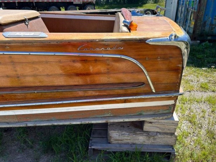 century-antique-wooden-18-ft-power-boat-image-9