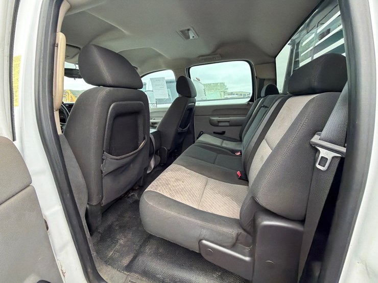 2007-chevrolet-3500hd-image-11