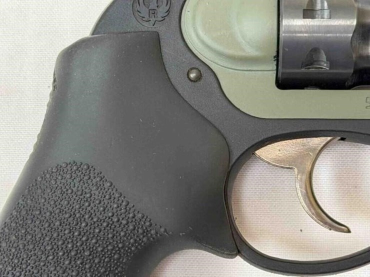 ruger-lcr-od-green-22lr-pistol-image-10