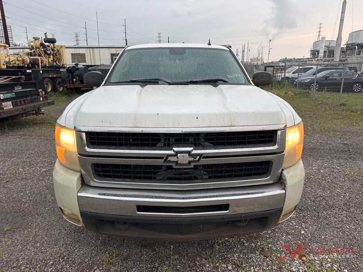 2007-chevrolet-2500-image-7
