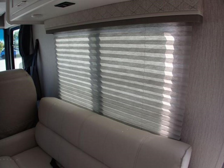 2021-coachmen-pursuit-class-a-motorhome-1f64f5dn1m-image-73