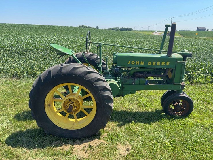 john-deere-b-image-6