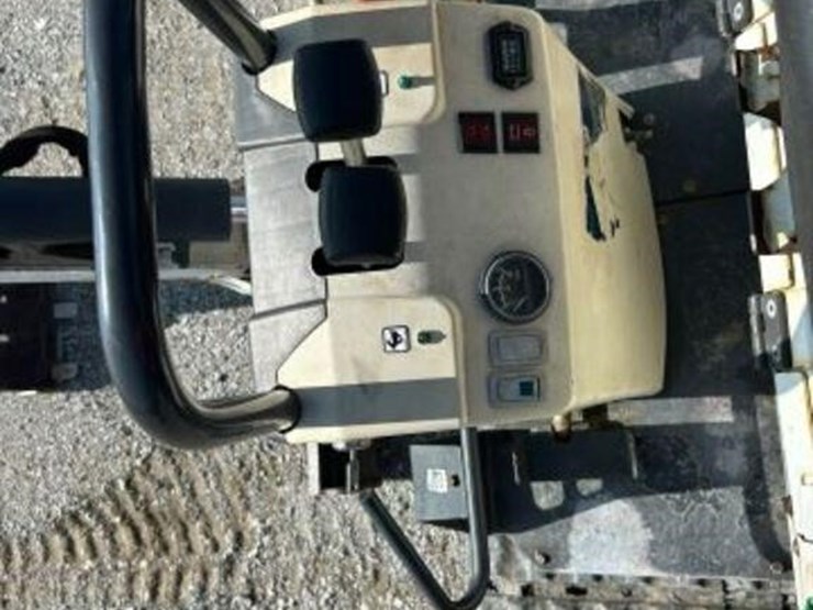 2015-bobcat-418-image-11