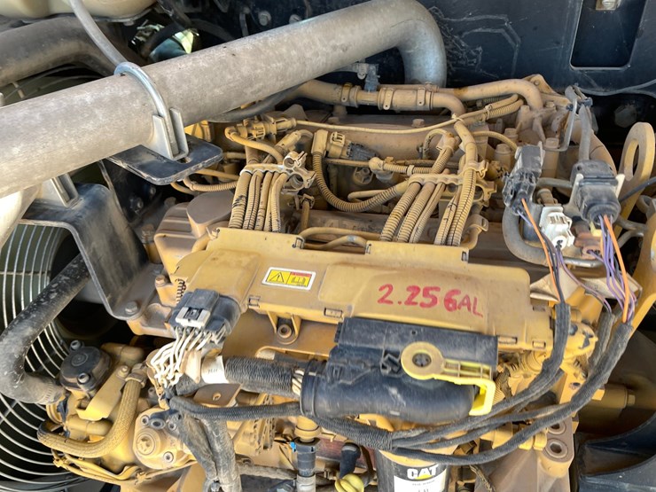 2014-caterpillar-tl642c-image-17
