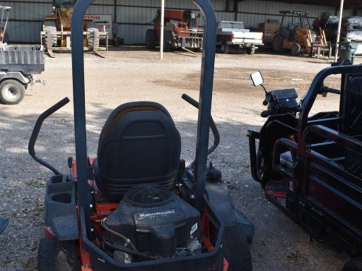 "kubota-zero-turn-mower-(serial-#-23955)-(showing-appx-206-hours,-up-to-the-image-3