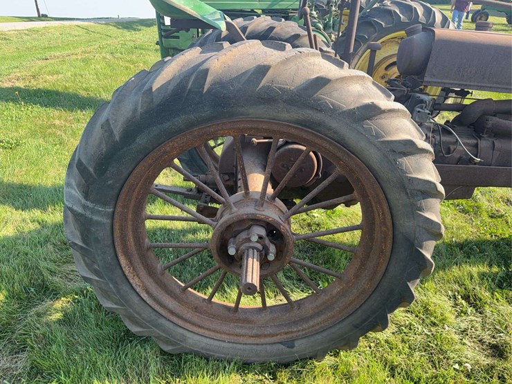 john-deere-b-image-16