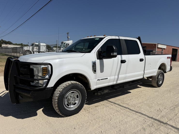 2018-ford-f350-image-1