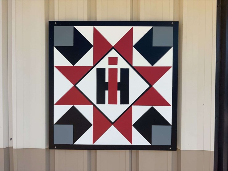 international-harvester-wood-barn-quilt-image-1