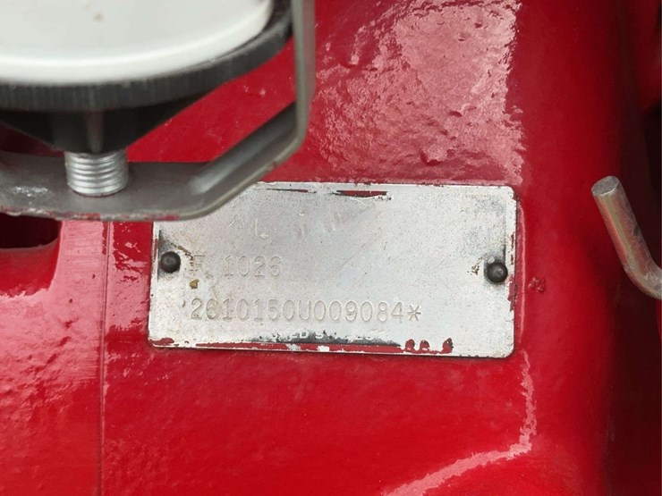 1970-1026-farmall-hydro-row-crop-golden-demonstrator-image-36