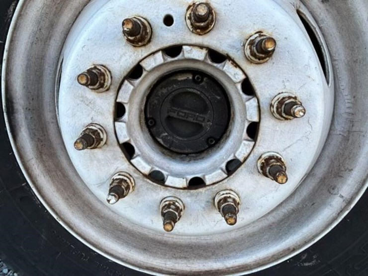 2012-ford-f550-xl-image-89